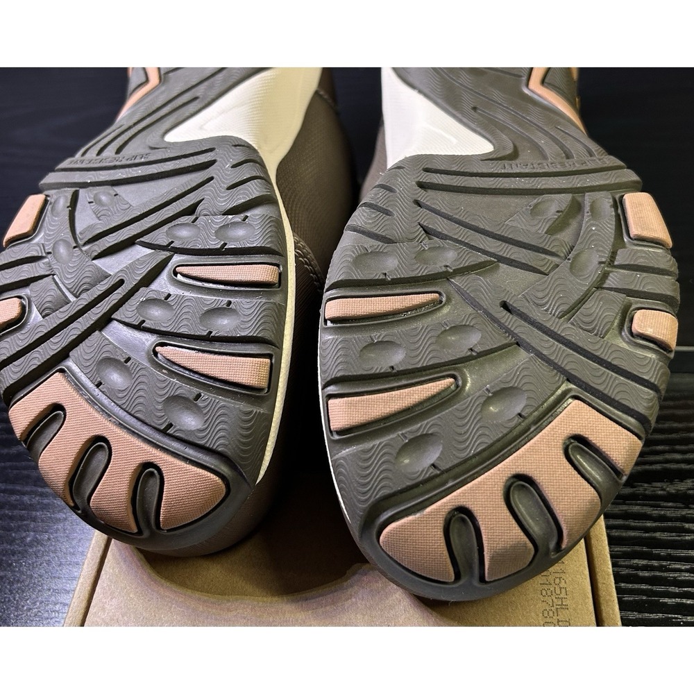 Dansko Peggy Mushroom Waterproof Hiking Walking Vibram Sole Women US 8.5-9/EU 39 - Picture 9 of 14